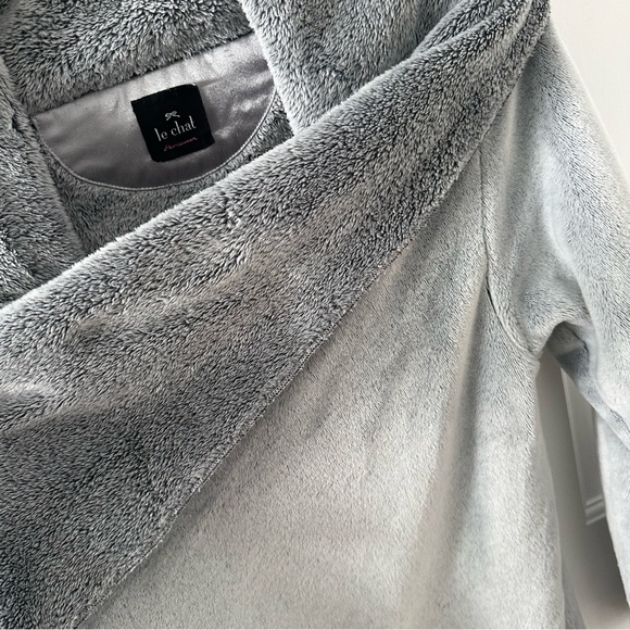 Le Chat Lingerie Ultra Soft Faux Fur Lounge Cardigan in Excellent Condition - Picture 11 of 11